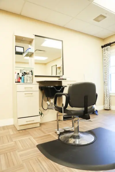 The Heritage at Fountain Point salon and barber shop