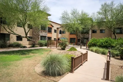 Orchard Pointe at Surprise assisted living secure courtyard walking path